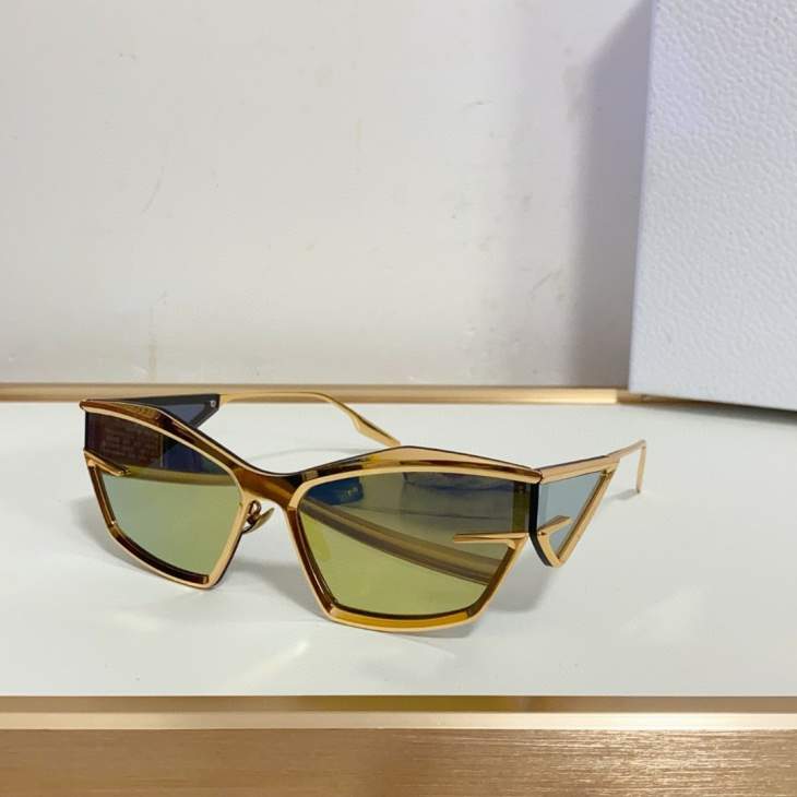 Picture of Givenchy Sunglasses _SKUfw68373079fw